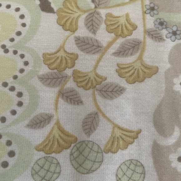 Very cute and elegant summer dress bought in Japan.US small size. good condition - Picture 7 of 9